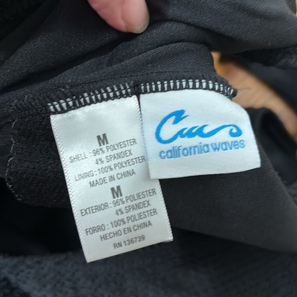 CALIFORNIA WAVES Black Stretch O-Ring Textured One Piece Swimsuit Juniors M NWT - Picture 8 of 8